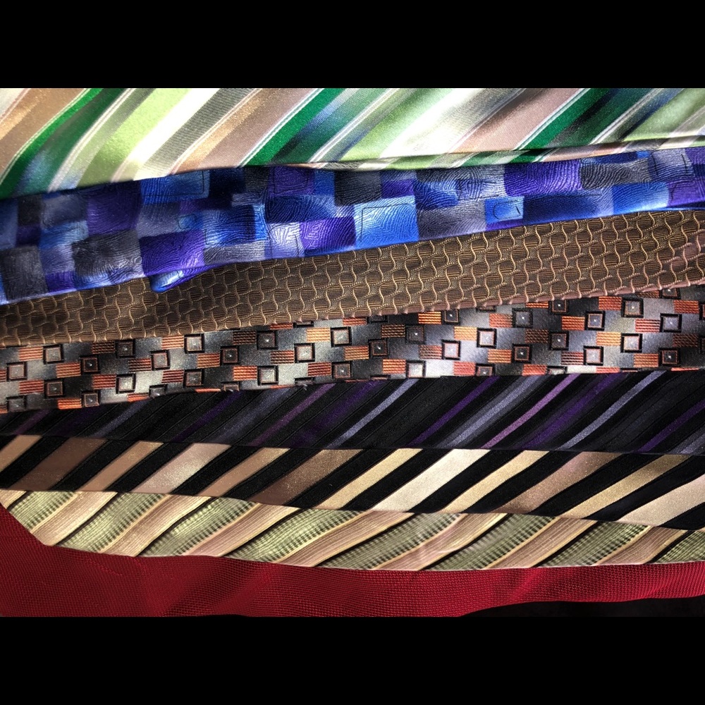 Bundle of 8 dress ties!❤️
